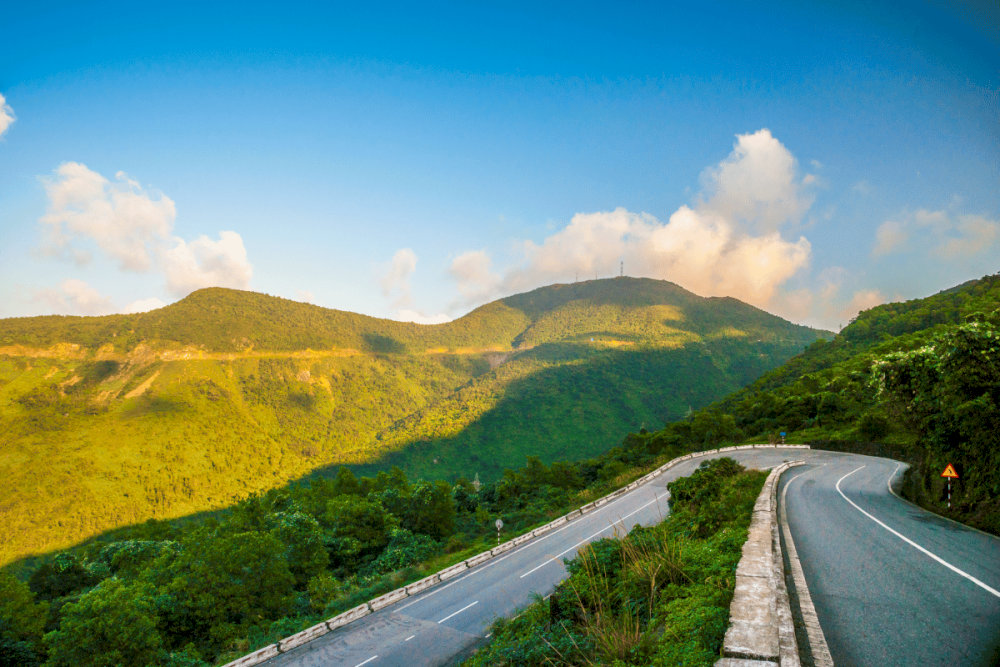 Often referred to as "the ocean cloud pass," this road is a must-see for motorbike travelers and anyone looking to capture some of the most cinematic views in Vietnam